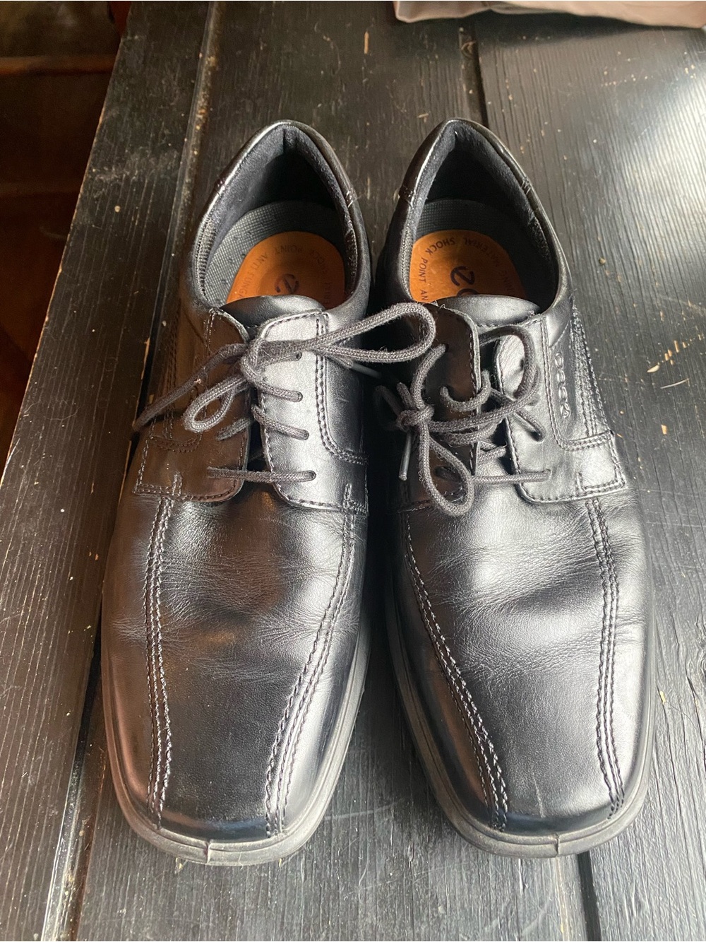 Ecco Black Leather Lace-Up Derby Shoes